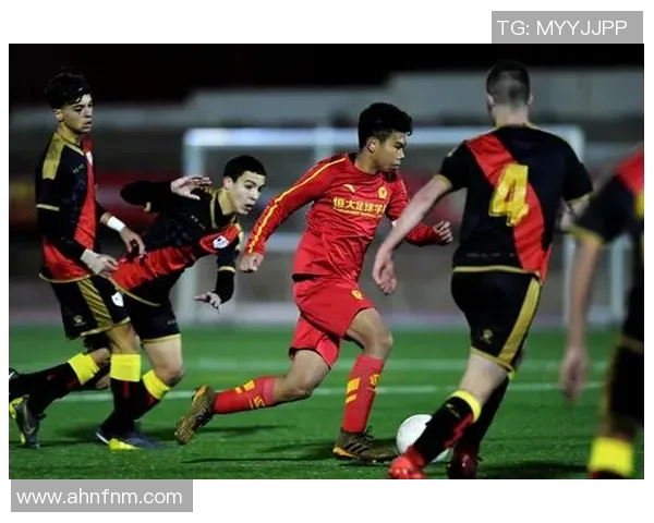 杭州足球队在冠军赛中的强势表现与战术分析