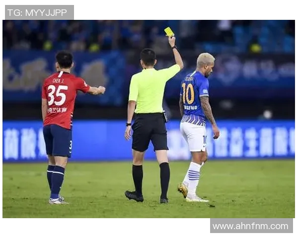 赛后分析：重庆足球队与南京足球队的战术意识与表现对比