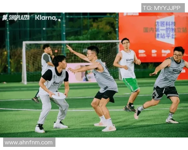 重庆飞盘队灵活性引发热议球员表现与战术选择的深度探讨