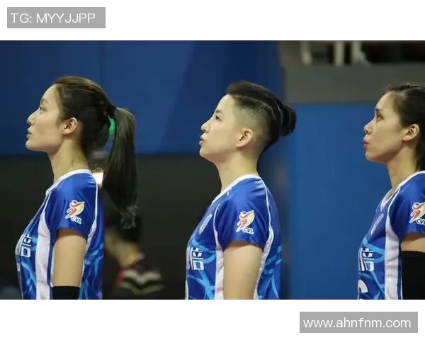 周丽专访：从青涩球员到排球传奇的成长之路回顾