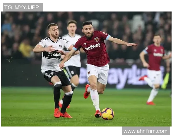 斯拉维与凯尔特的激烈对决揭示了欧洲足球的魅力与竞争力