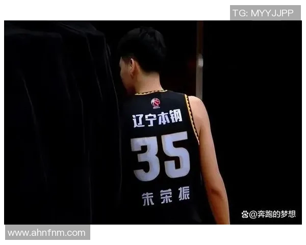 朱荣振的成长之路与成功秘诀探秘：从平凡到卓越的奋斗历程