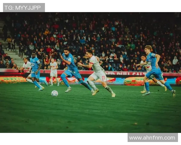 佛罗伦萨与甘冈的精彩对决揭示足球战术与团队协作的完美结合 佛罗伦萨与甘冈的精彩对决揭示足球战术与团队协作的完美结合