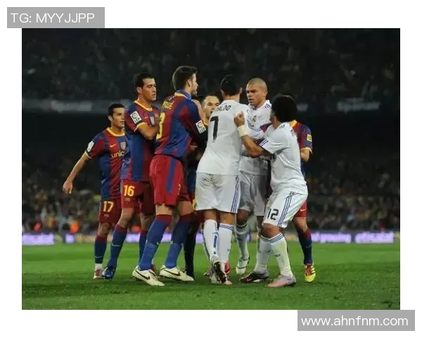 西班牙U18青年队对决意大利U18球队精彩赛事回顾与分析